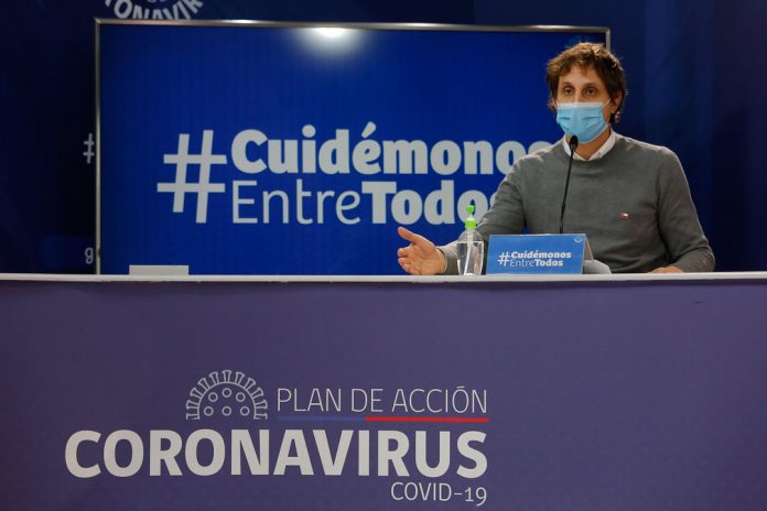 Autoridades de Salud hacen balance al cumplirse 120 días de pandemia en Chile