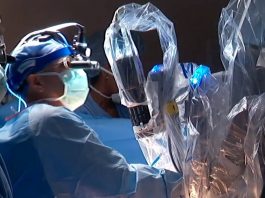 Advertencia del experto: 4 beneficios de la cirugía robótica de la columna