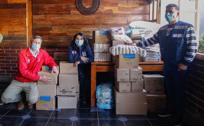 Ministerio de Desarrollo Social y Familia y Elige Vivir Sano han entregado más de 758 mil kilos de alimentos saludables a ollas comunes de todo Chile