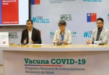 vacunación anual contra COVID-19 en personal de salud y personas inmunocomprometidas
