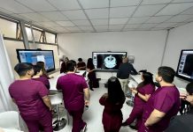 Estudiantes de U. del Alba practican con pacientes virtuales en innovadores Centros de Simulación Clínica