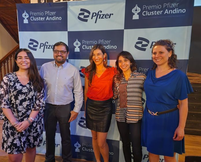 Abren postulaciones del “Premio Pfizer Clúster Andino” a la divulgación periodística en salud