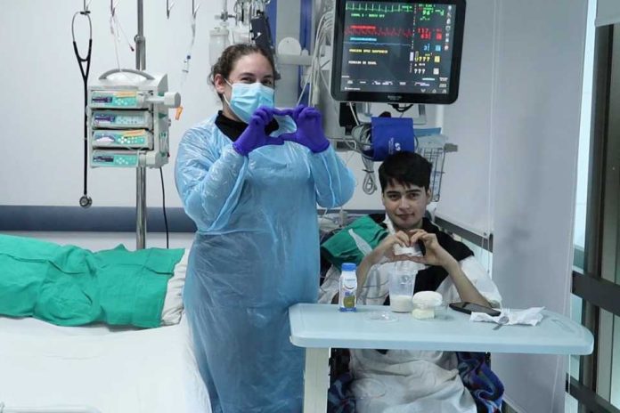 Paciente de 19 años se convierte en el trasplantado de corazón más joven intervenido en el HGGB