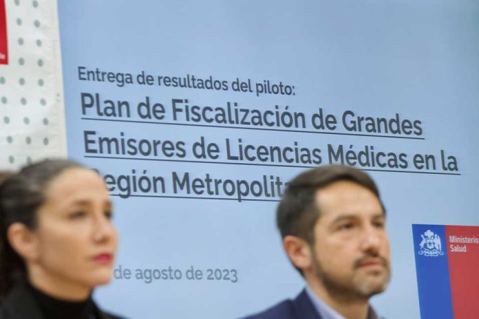 Autoridades entregan balance a 6 meses del Plan de Fiscalización de Grandes Emisores de Licencias Médicas