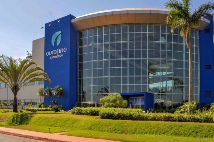 Veterquimica sella alianza con empresa brasileña líder en salud animal Ourofino para potenciar al sector lácteo y ganadero en Chile